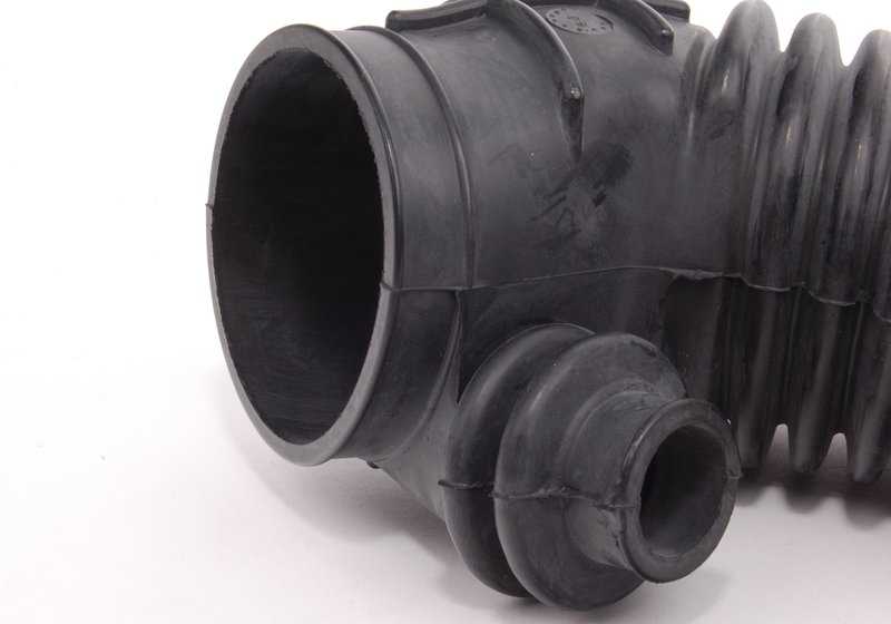 Manguito de admisión de aire OEM 13711726204 para BMW E30 y E28. Repuesto original BMW.