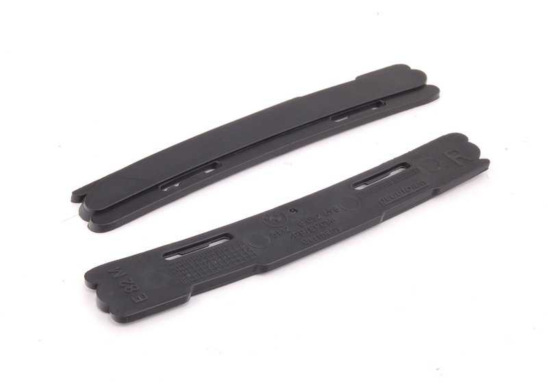 OM 51118053877 stampi abbelliti impostati per BMW E82. BMW originale.