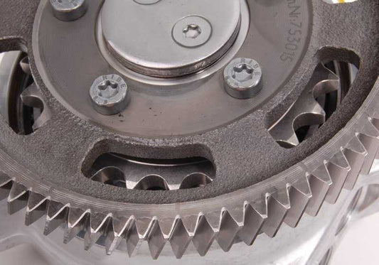 Bomba de alta presión VANOS OEM 11367841784 para BMW E60 M5, E61 M5, E63 M6 y E64 M6 con motor S85. Original BMW.