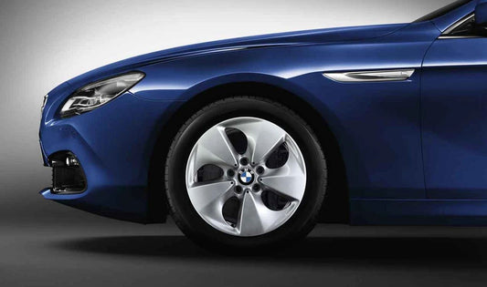 Llantas de aleación 17" Streamline 363 izquierda OEM 36116794681 para BMW F10, F11, F06, F12, F13. Original BMW.
