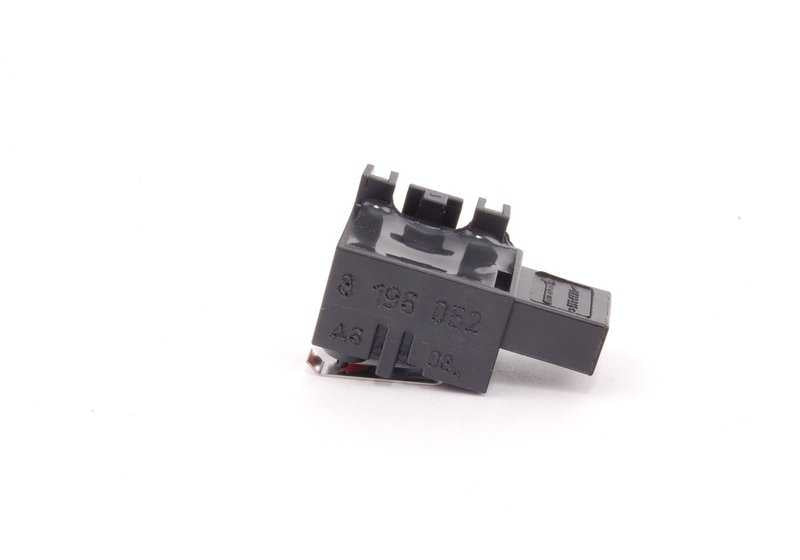 Microinterruptor cierre maletero OEM 51247002354 para BMW E46 {316Ci, 316i} (todos los modelos compatibles). Repuesto original BMW.
