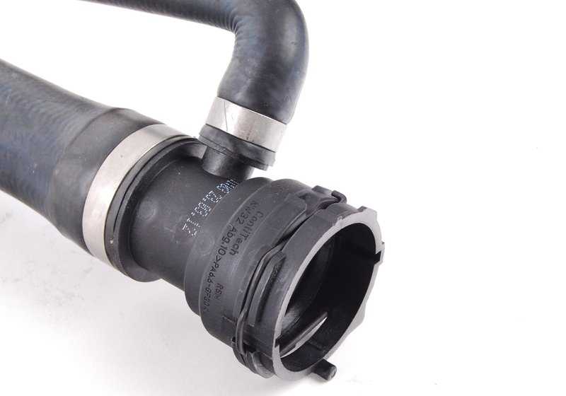 Manguera de refrigerante (Vorlaufschlauch) OEM 17127534918 para BMW E60, E61, E63 y E64 (modelos 540i y 550i con motor N62T). Original BMW.