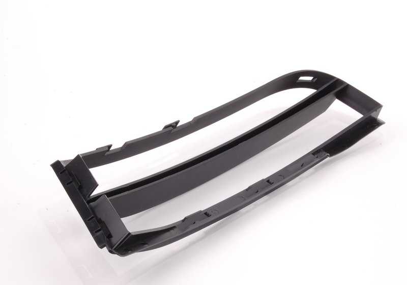 Rejilla de entrada de aire derecha OEM 51118045922 para BMW E82, E88. Original BMW.