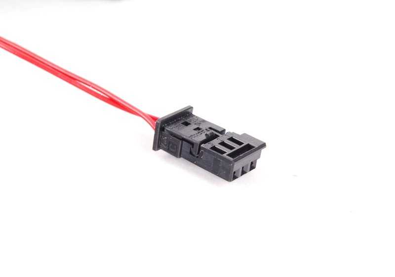Interruptor ajuste columna de dirección OEM 61316947786 para BMW E60, E61, E63 y E64. Compatible con versiones 520d con motores M47 y N47. Original BMW.