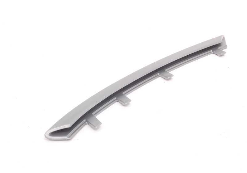 Tapa embellecedora izquierda OEM 51117203795 para BMW Z4 E89 sDrive18i, sDrive20i y sDrive23i. Compatible con cambios manuales y automáticos. Años 2009 a 2016. Original BMW.