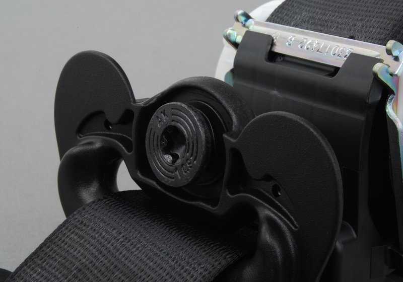 Corrente de segurança frontal esquerda com OEM pré -tenhor 72119114283 para BMW E92, E92N. BMW original.