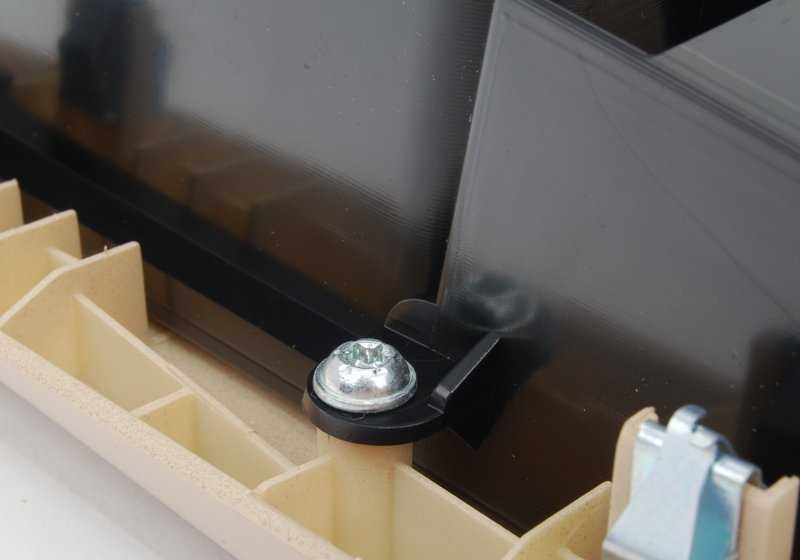 Paramento trasero consola trasera color Creambeige OEM 51166963915 para BMW E92, E93, E92 LCI, E93 LCI. Original BMW.