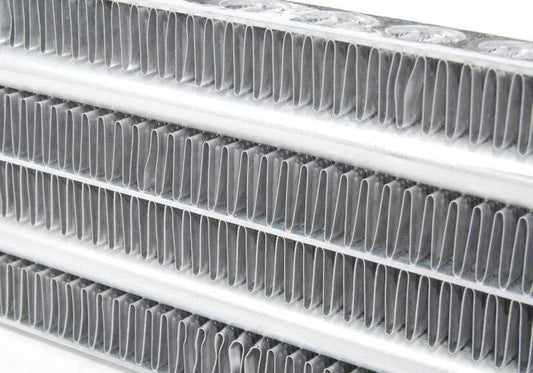 Lenkhilfeschleife for BMW 1 Series E82, E88, 3 Series E90, E91, E92, E93, X1 E84 (OEM 17117540810). Genuine BMW