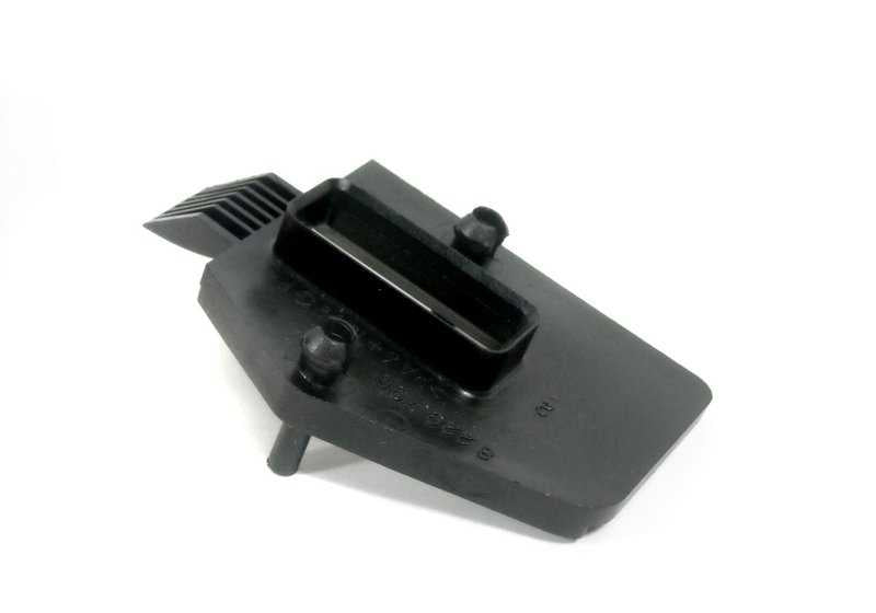 Soporte cerradero capó OEM 51238229796 para BMW E46. Original BMW.