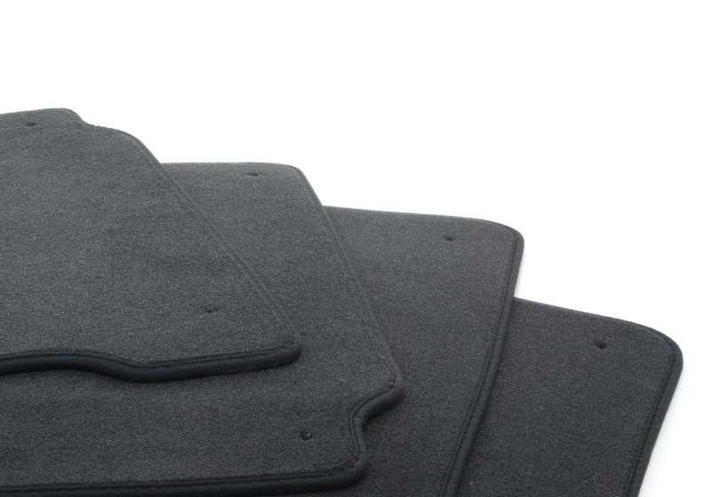 Juego de Alfombrillas de Velour para BMW Serie 5 E39 (OEM 51478216208). Original BMW