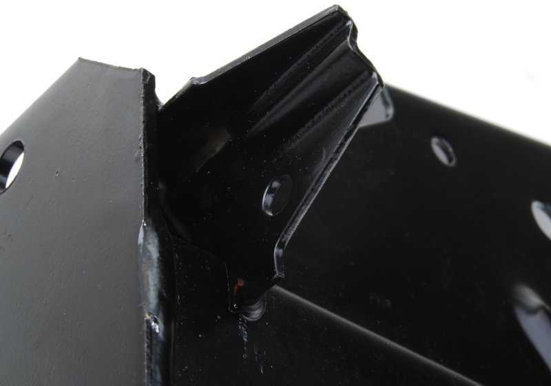 Soporte de pedal OEM 35111157719 para BMW E30. Original BMW.