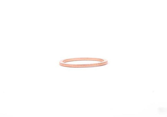 Arandela de sellado de cobre OEM 07119963342 para BMW E36, E46, E12, E28, E34, E39, E24, E32, E38, Z3, E85, E86. Pieza original BMW. Ideal para mantener estanqueidad en sistemas de aceite o refrigeración.