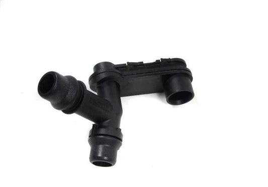 Coolant fitting for BMW 3 Series E46 (OEM 17111707817). Genuine BMW