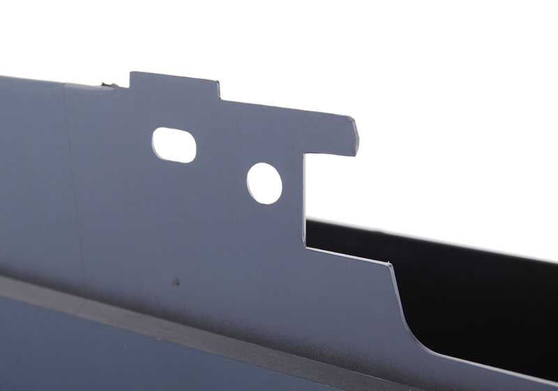 Faldón lateral derecho imprimado OEM 51778056580 para BMW F30, F31 (todos los modelos: 316d con motores N47T y B47K, cambio manual y automático, tracción trasera, de 2012 a 2018). Original BMW.