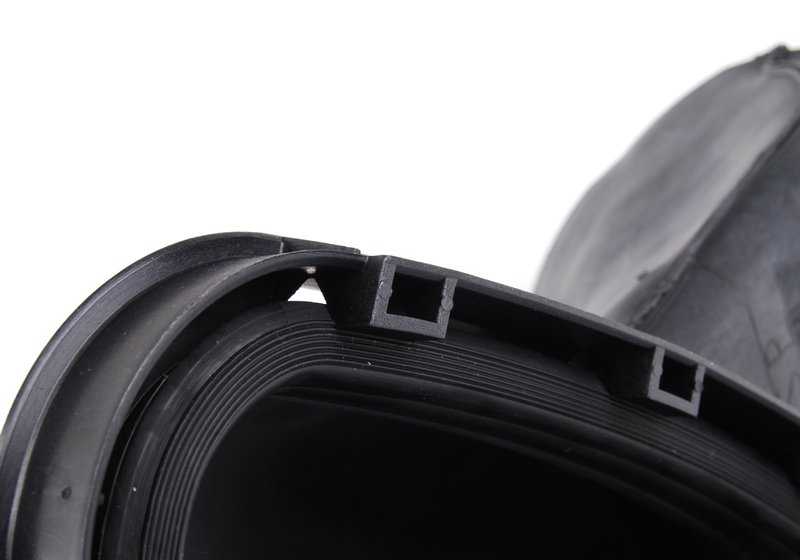Conducto de aire para microfiltro derecho OEM 64318379620 para BMW E39. Compatible con todos los modelos BMW Serie 5 E39. Recambio original BMW.