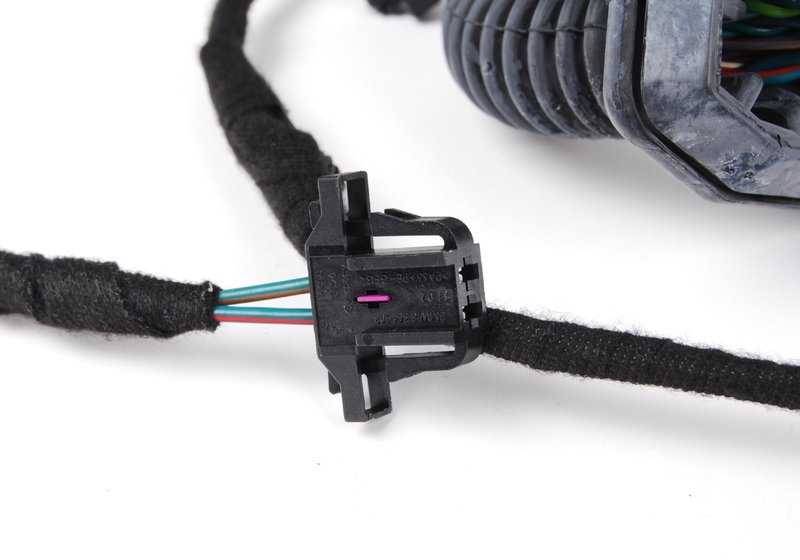 Cableado lado del pasajero OEM 61126913082 para BMW E46. Original BMW.