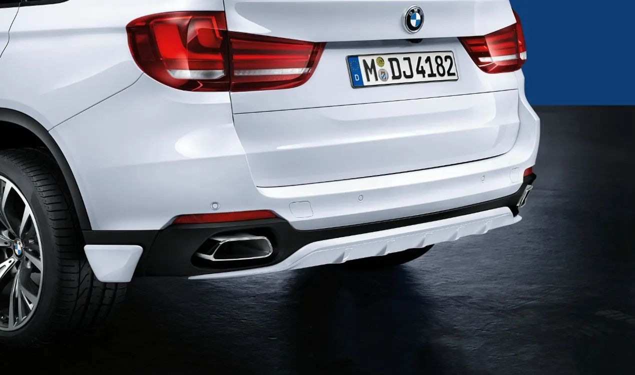 Abgasrohr -Embezüge für BMW X5 F15 (OEM 18302349212). Original BMW.