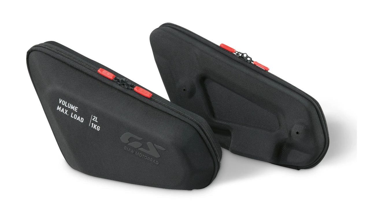 Bolsa para chassi esquerdo OEM 77495B5C6D7 para BMW Motorrad R 1300 GS Adventure. Originais BMW Motorrad.