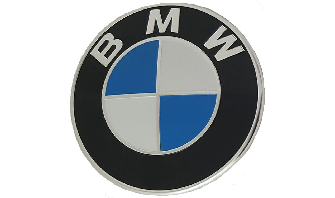 Placa para BMW Série 2 F22, F23, F45, F46, F87, Série 3 E46, E90, F30, F31, F35, F80, Série 4 F32, F33, F36, F83 (OEM 51148219237). BMW original