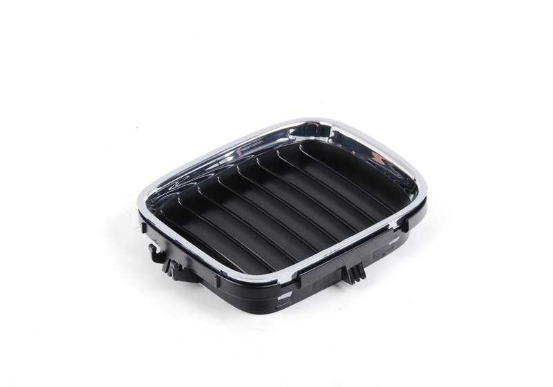 Right decorative grid 51138124272 for BMW E31 840CI, 840i and 850csi. Original BMW.