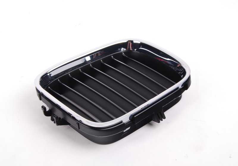 Rejilla embellecedora izquierda OEM 51138124271 para BMW E31 {840Ci, 840i, 850CSi}. Pieza original BMW.