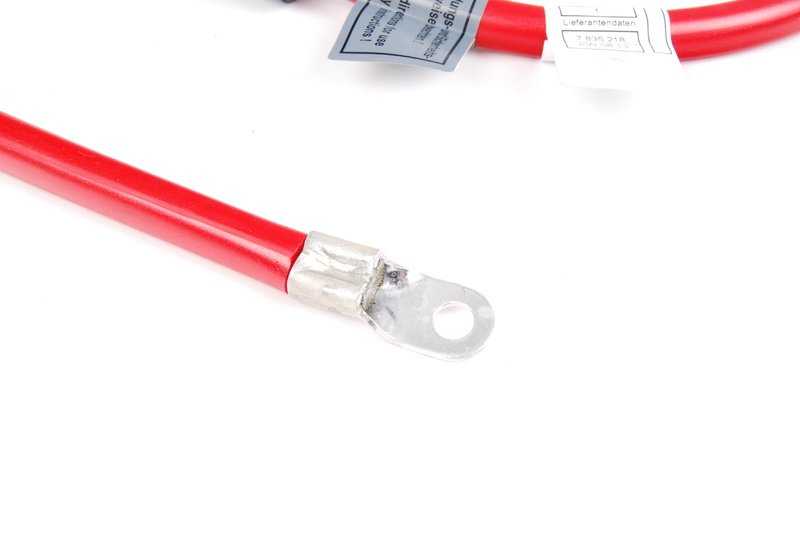 Cable positivo de batería OEM 61127835218 para BMW E60 y E61. Recambio original BMW.