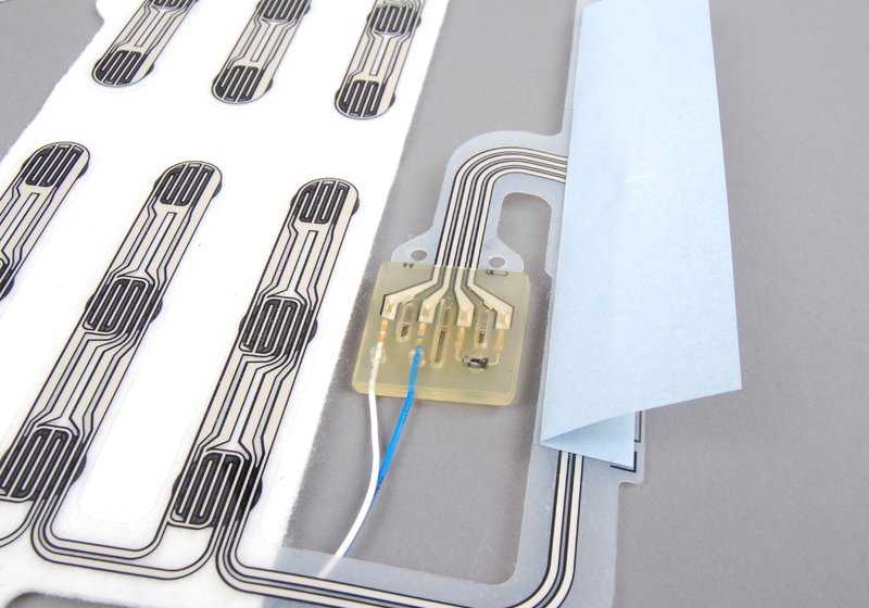 Alfombrilla Sensora para el Reconocimiento del Asiento del Pasajero para BMW E39, E38 (OEM 65776949787). Original BMW.