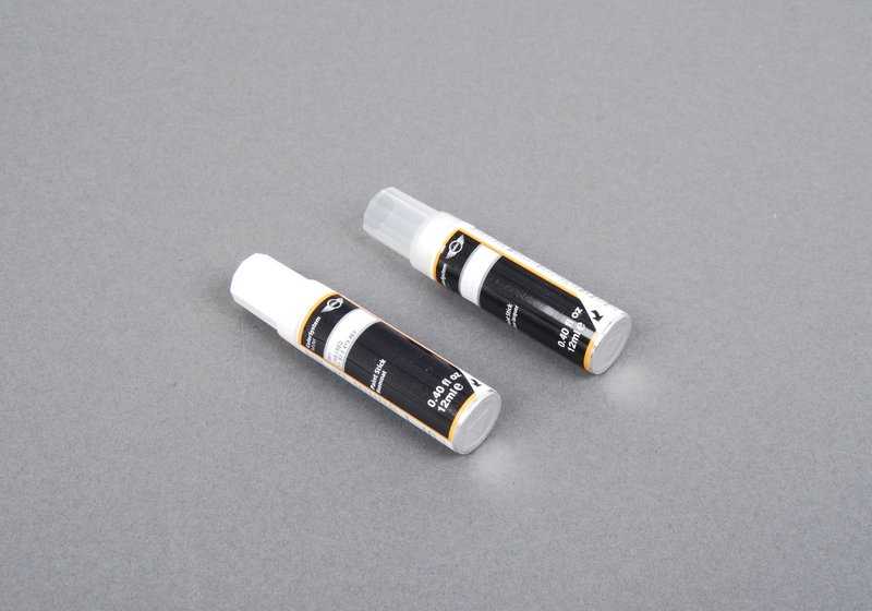 Rotulador de retoque color rojo Chili OEM 51910419869 para MINI {R55, R56, R57, R58, R59, R60, R61, F54, F55, F56, F57, F60}. Original MINI.