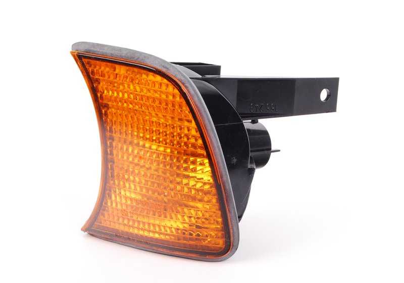 Intermitente delantero izquierdo OEM 63131384033 para BMW E34. Original BMW.