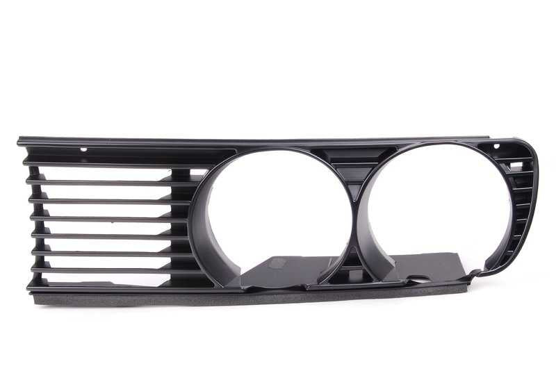 Rejilla de adorno derecho OEM 51131945886 para BMW Serie 3 E30 318i, 320i, 325i... y más. Original BMW.