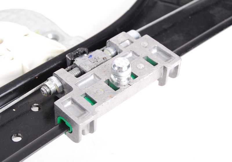 Elevalunas eléctrico delantero izquierdo OEM 51337198909 para BMW E85, E86. Original BMW.