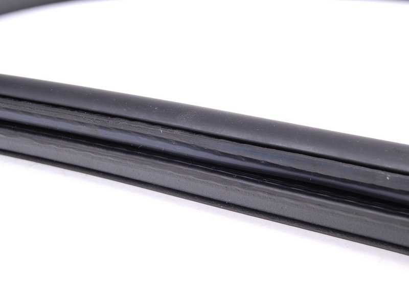 Cantonera izquierda OEM 51728146765 para BMW Serie 3 E36 (316g, 316i, 318tds). Original BMW.