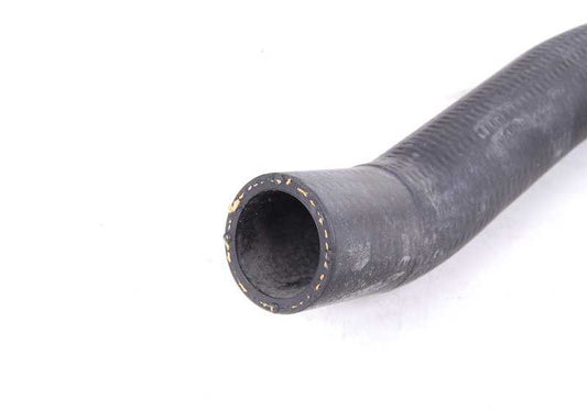 Manguera del sistema de refrigeración OEM 11531266509 para BMW E12 {525, 528, 528i} con motor M30. Compatible con modelos manuales y automáticos. Original BMW.