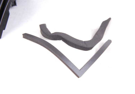 Guía cinturón seguridad izquierda OEM 72117054607 para BMW Z4 E85 (todos los modelos compatibles). Original BMW.