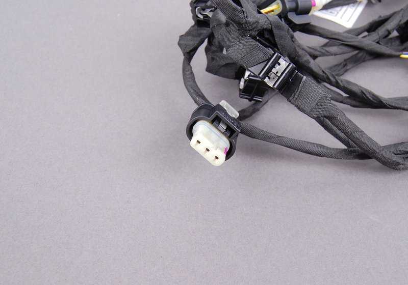 Verdrahtungsparksensoren (PDC) OEM 61129240226 für BMW F10, F11. Original BMW.