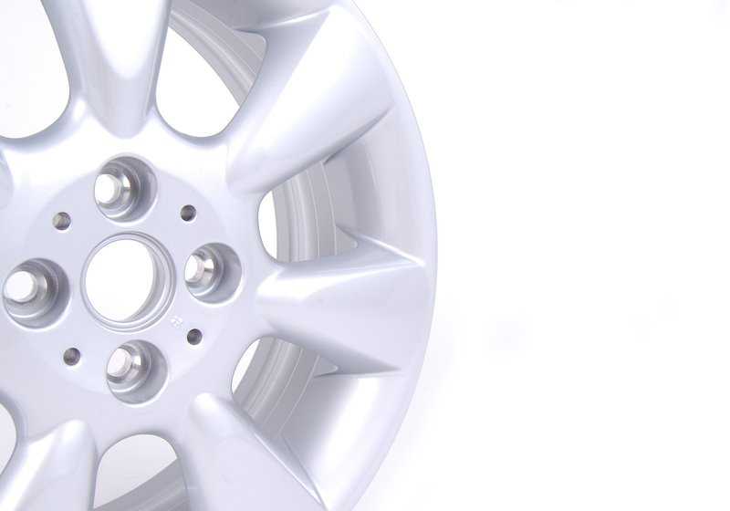 Llantas de aleación "7 Fin Spoke 92" OEM 36116763297 para MINI R50, R52, R53. Medida 6,5x13 ET48. Color plata. Original MINI. Apta para varios modelos con anclaje compatible.