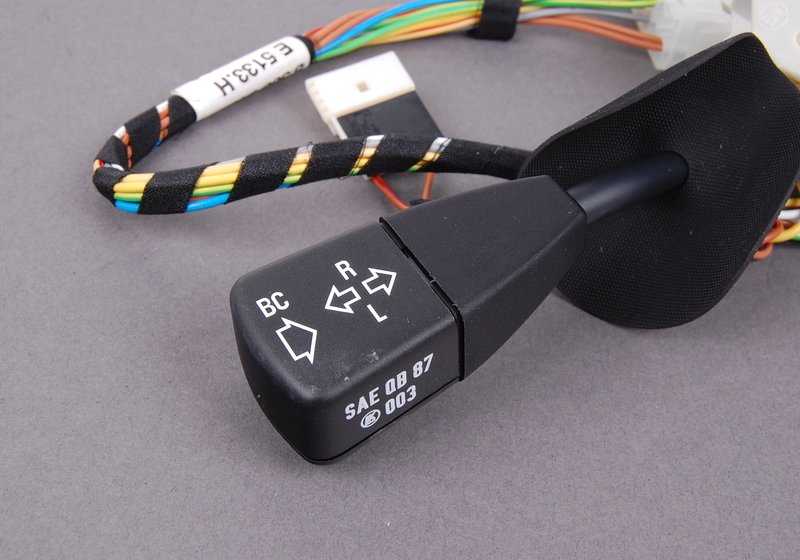 Interruptor de intermitentes, luces cortas y largas OEM 61318360913 para BMW E36, Z3. Original BMW.