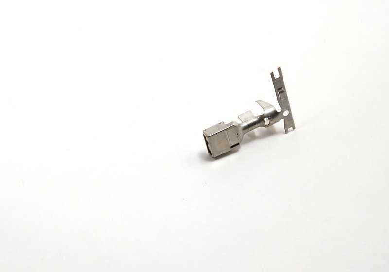 Terminal ELO-Power 5,2x0,63 OEM 61138364848 para BMW 1' E81, 3' E46, 5' E60, MINI R56, F56... y más. Original BMW y MINI.