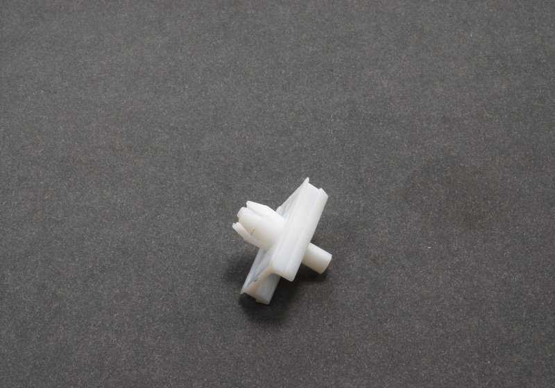 Clip de fijación OEM 51131946258 para BMW E34. Original BMW.