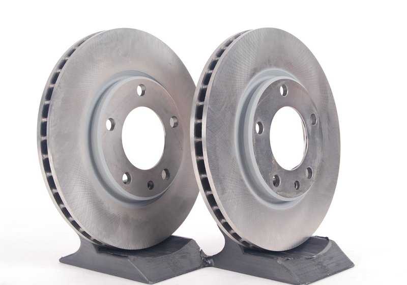 Disco de freno ventilado OEM 34112226813 para BMW E30. Original BMW.