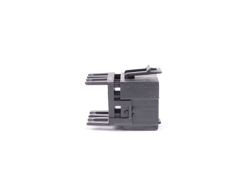Base de relé OEM 61131387199 para BMW E39, E38. Original BMW.
