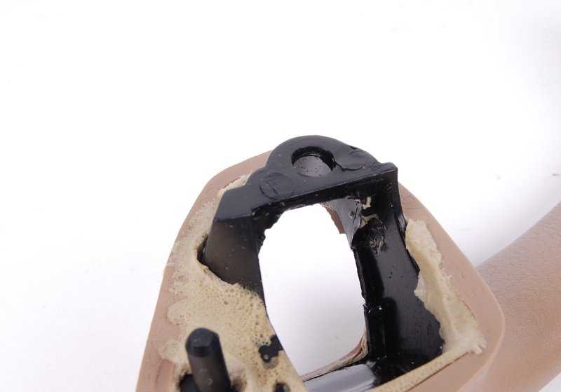 Maneta interior puerta izquierda OEM 51418398735 color beige para BMW E36 y Z3. Recambio original BMW.