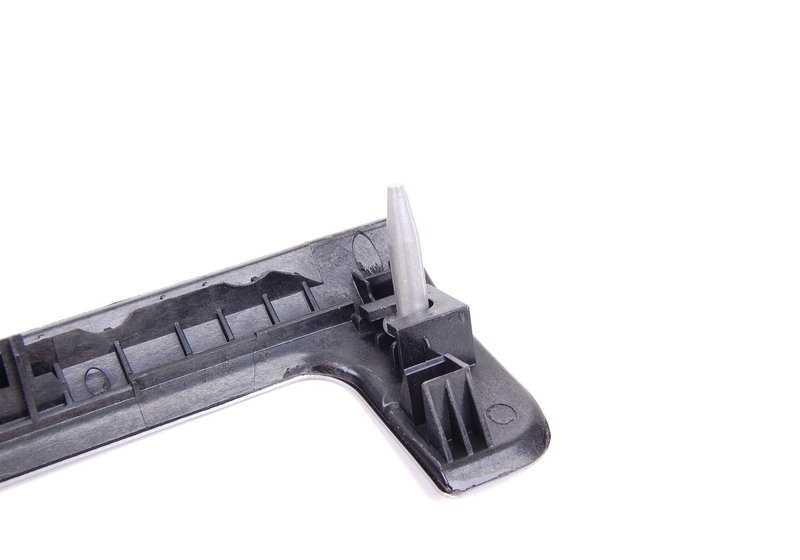 Moldura de aluminio salpicadero izquierdo OEM 51457895813 para BMW E46. Original BMW.