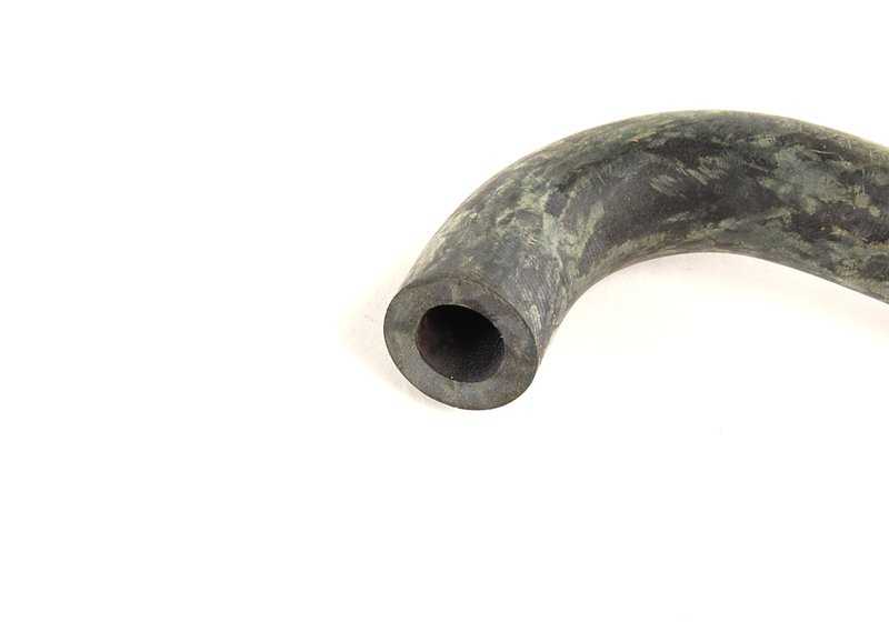 Tubo de ventilación motor OEM 11151720391 para BMW E32 750i/750iL y BMW E31 850CSi. Original BMW.