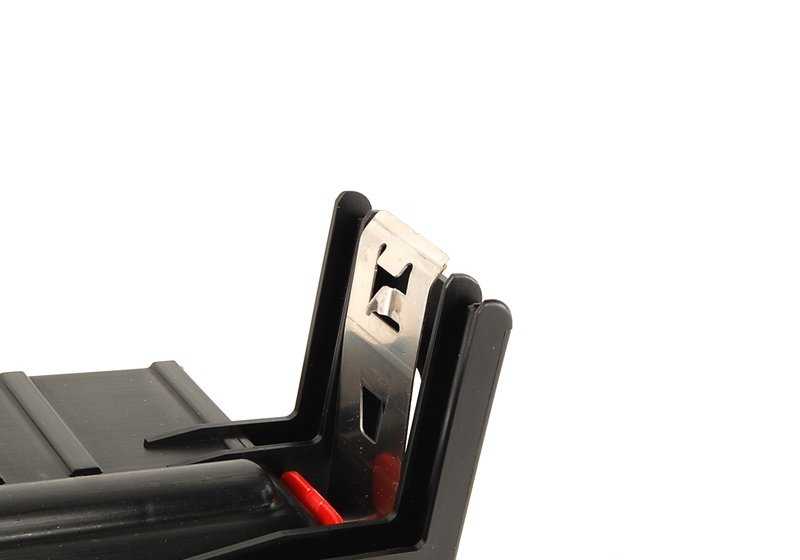 Distributore elettrico con fusibile per BMW E81, E82, E87, E88, E90N, E91N, E92N, E93N, E84, E72 (OEM 61146971370). BMW originale.