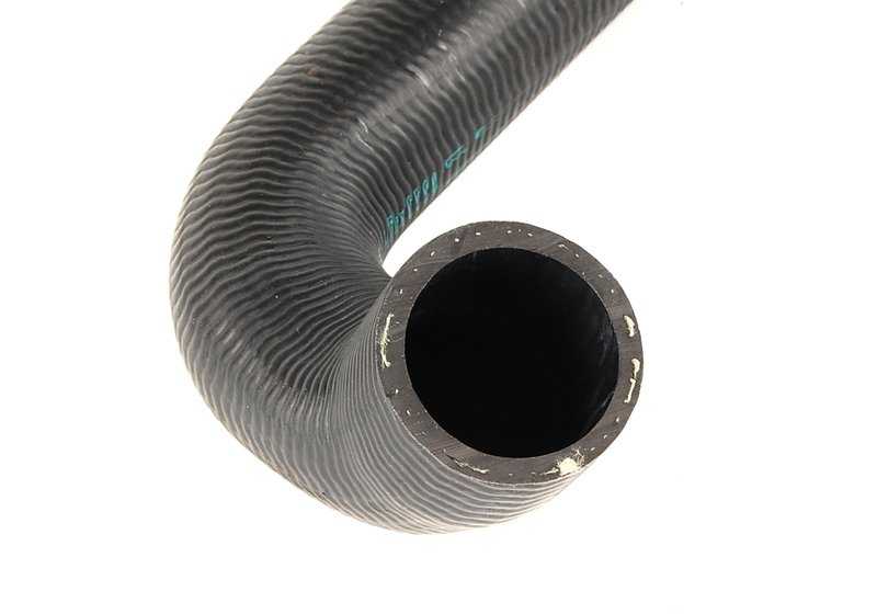 Manguera de refrigerante OEM 11531708826 para BMW E30 320i (todos los modelos: manual y automático, años 1982–1991). Original BMW.