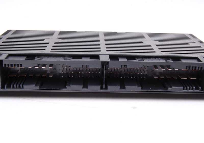 Módulo de control FRM (módulo del área del pie) OEM 61359128185 para BMW E87, E90, E91. Original BMW.