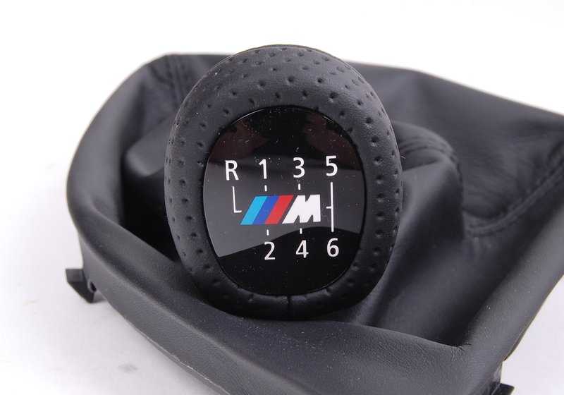 Pomo deportivo cambio 6 marchas OEM 25118037304 para BMW E81, E82, E87, E87N, E88. Original BMW.