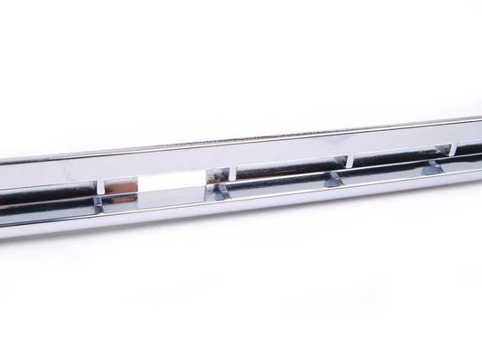 Embellecedor central OEM 51128184503 para BMW Serie 5 E39 (modelos: 520d, 520i, 523i) con cambio manual o automático. Original BMW.