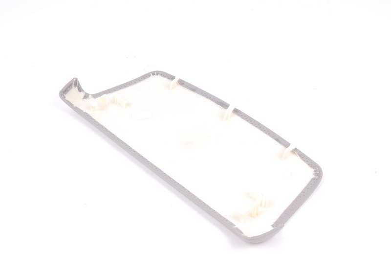 Embellecedor techo trasero OEM 51447124904 para BMW E90, E91. Original BMW.